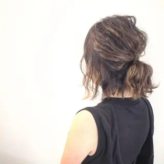 ショート カラー ヘアアレンジ Mariana/ 鶴原-ハイライトのヘアスタイル