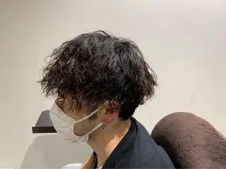 パーマ メンズ 鶴田 瑠奈のヘアスタイル