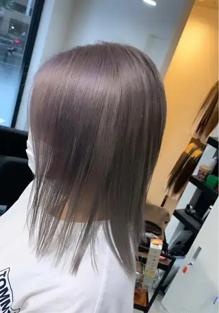 ミディアム カラー ブリーチ縮毛矯正 LAFFYuiのヘアスタイル