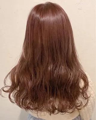 ロング カラー 伊藤 さやかのヘアスタイル