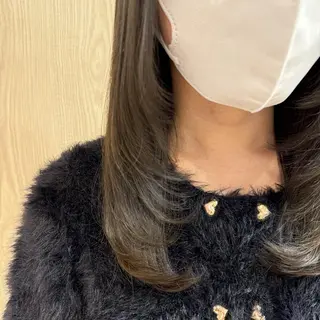 ミディアム 透明感カラー⭐︎ コナツのヘアスタイル