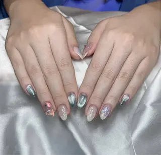 ネイル Lyna 池袋のネイルデザイン