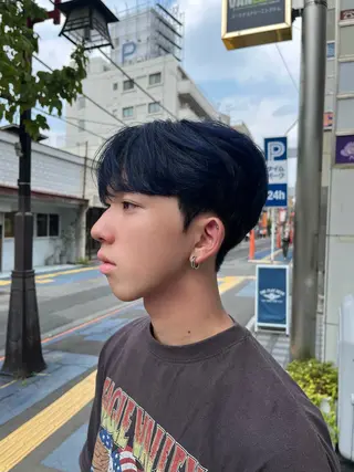 カラー メンズ 韓国レイヤー ☁️🫧森ハリス誠一のヘアスタイル