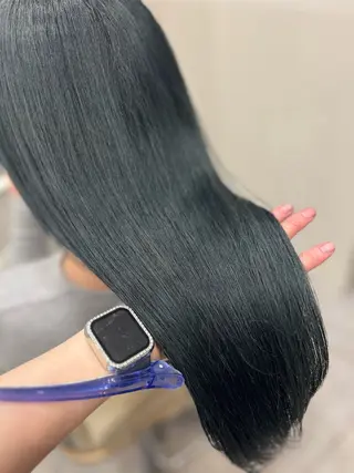 ロング カラー 早坂 美咲のヘアスタイル