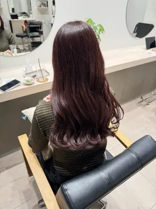 ロング カラー 吉田 美咲のヘアスタイル
