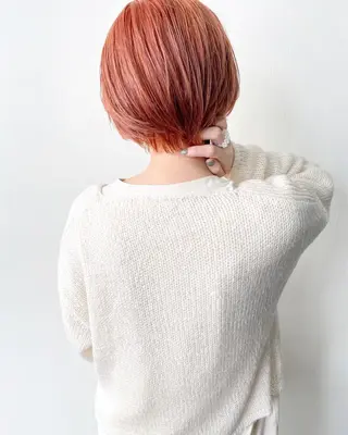 ショート 顔まわり／髪質改 善／白髪ぼかし／中山のヘアスタイル