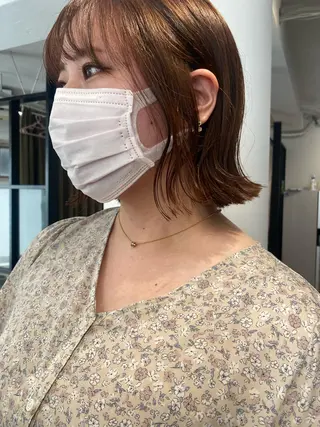 ショート カラー センターパート/ 暖色カラーayuのヘアスタイル