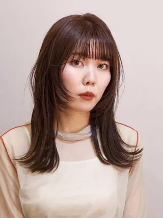 ロング カラー Babylone hair&makeのヘアスタイル