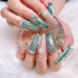 ネイル BLENDA 【ブレンダ】のネイルデザイン