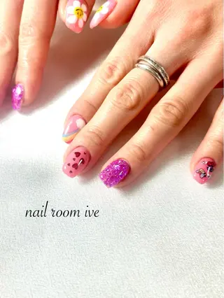 ネイル nail room IVEのネイルデザイン