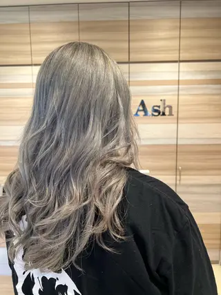 ロング ✨髪質改善/レイヤー カット✨️塚本 千尋のヘアスタイル