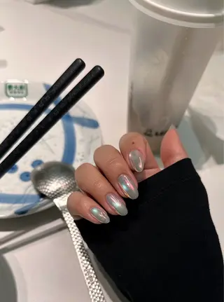 ネイル 高木 維麗絲のネイルデザイン