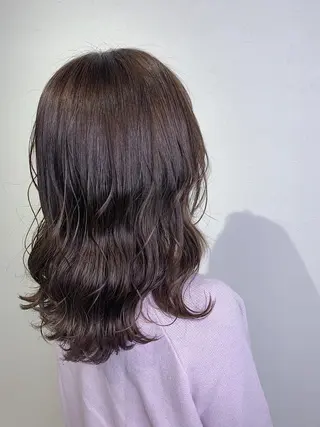 ミディアム カラー _WHITE 天神店 YUMEKA🐻のヘアスタイル