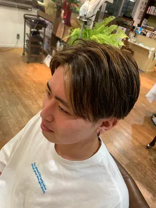 ショート カラー メンズ カット特化美容師 齋藤桐のヘアスタイル
