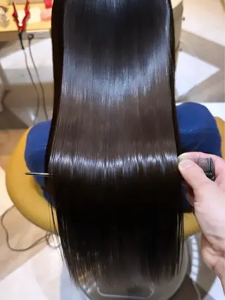 ロング 佐京春奈/縮毛矯正 髪質改善/美髪カラーのヘアスタイル