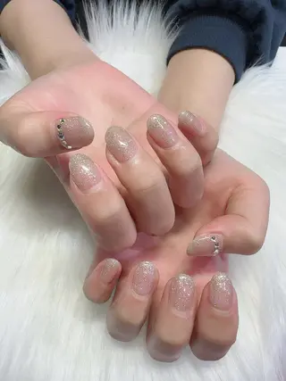 ネイル ★RISA★ 伊勢崎 【KARAT】のネイルデザイン