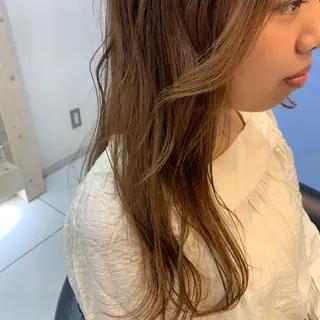 ロング 早坂 裕真のヘアスタイル