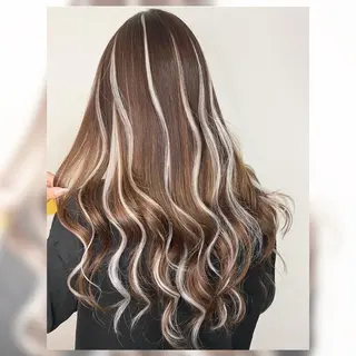 ロング カラー ✨髪質改善×透明感 カラー✨岩下哲也のヘアスタイル