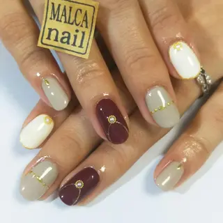 セミロング ヘアアレンジ パーマ カラー ネイル キッズ マツエク・マツパ 荒木 莉奈のネイルデザイン