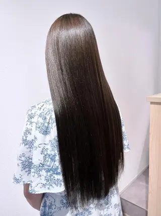 透明感Color🩶 髪質改善 ユウナ🦋のヘアスタイル