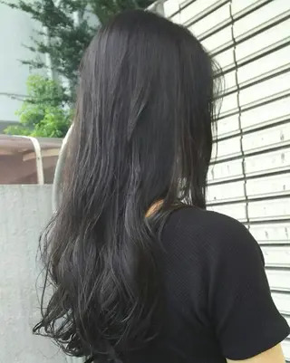 ロング カラー SHAFT Ieiriのヘアスタイル