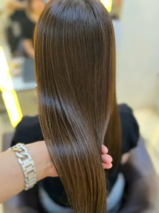 ロング 🌺まなみ/ うる艶カラー🌺のヘアスタイル