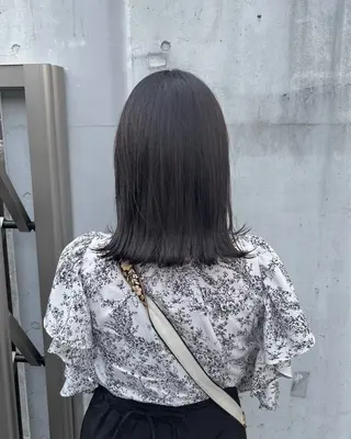 ミディアム カラー 暗髪とオリーブ🌿 渡辺拓人のヘアスタイル