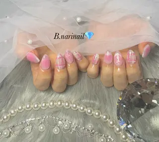 ネイル b.nari nailのネイルデザイン