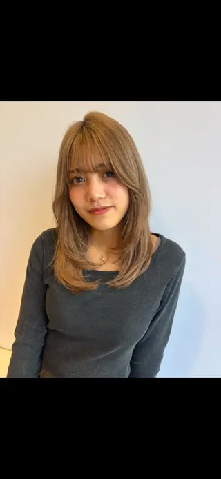 ロング カラー 透明感カラー/ くびれヘア/ユウユのヘアスタイル