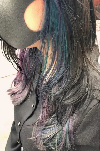 セミロング カラー 原宿サロン代表 デザインカラー伊藤卓のヘアスタイル