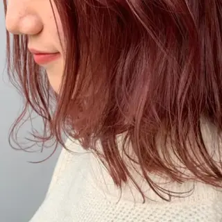 ミディアム カラー パーマ ヘアアレンジ 🐩推し活🐩 FUTABA🍒のヘアスタイル