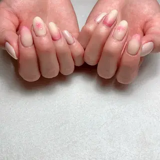 ネイル かおる KAORUのネイルデザイン
