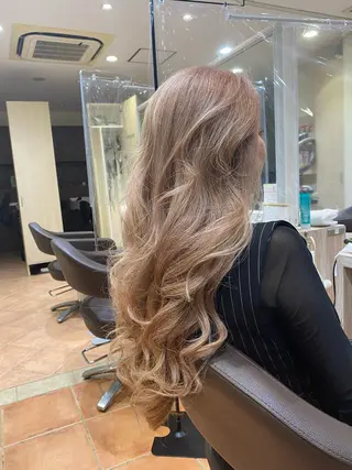 ロング カラー ☘️お悩み解決☘️ 岡部恒輝のヘアスタイル