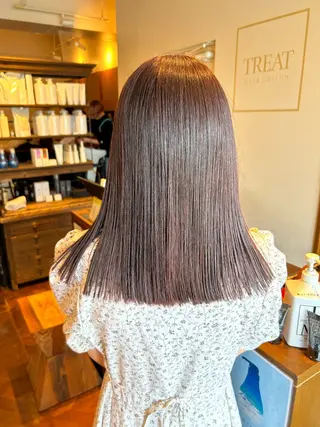 ミディアム あべ しおりのヘアスタイル