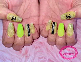 ネイル CROWN プライベートサロンのネイルデザイン