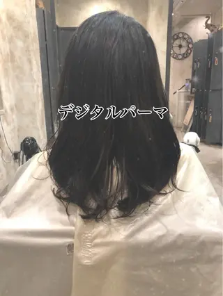 セミロング パーマ 美容室ARKS 黒田杏奈のヘアスタイル