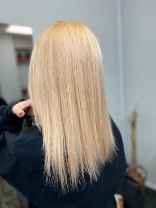セミロング カラー ヘアアレンジ メンズ ネイル マツエク・マツパ 🧡可愛い色落ち🧡 ハイトーン特化🧡のヘアスタイル