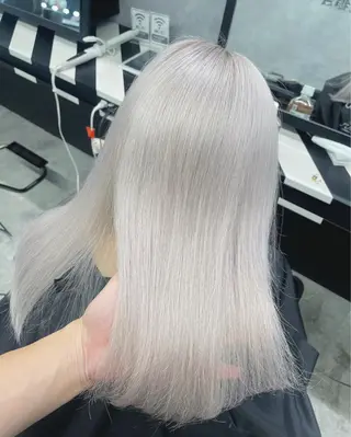ミディアム ブリーチ&エクステ 🥀ケアカラー特化のヘアスタイル