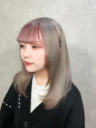 ミディアム カラー ヘアアレンジ est hair 池袋西口店所属・😈派手髪/ 地雷系 /　KALIN😈のヘアスタイル