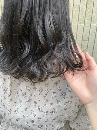 ミディアム カラー ヘアアレンジ 抜け感ボブ×パーマ |kazaneのヘアスタイル