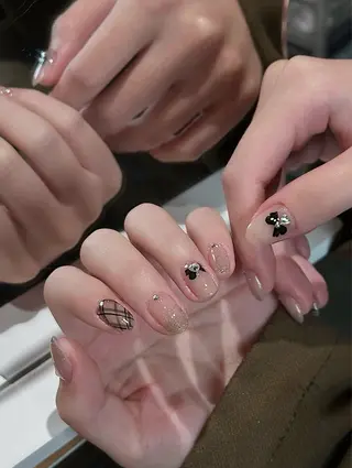 ネイル Theone栄店 赤松のネイルデザイン