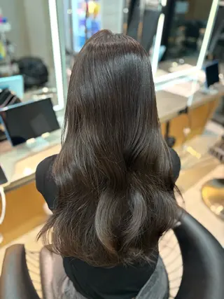 ロング カラー yui🎀ブリーチ なしベージュ／博多のヘアスタイル