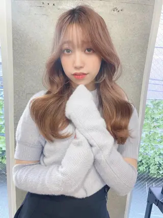 ロング カラー レイヤーカット、 大人可愛い　中村美羅のヘアスタイル