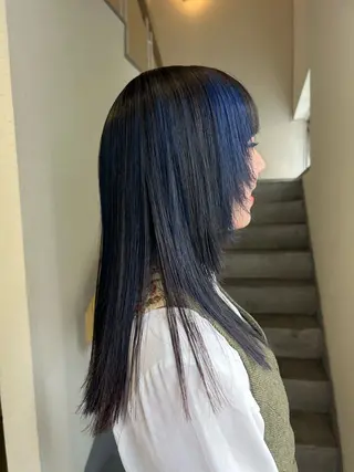 セミロング カラー 薄暮 マツイ レンのヘアスタイル