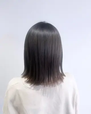 カラー 透明感Color🩶 髪質改善 ユウナ🦋のヘアスタイル
