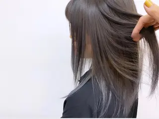 セミロング カラー 大平 京佳のヘアスタイル