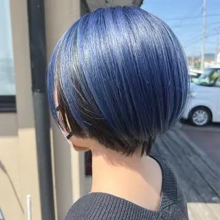 ショート カラー 岸下 理緒のヘアスタイル