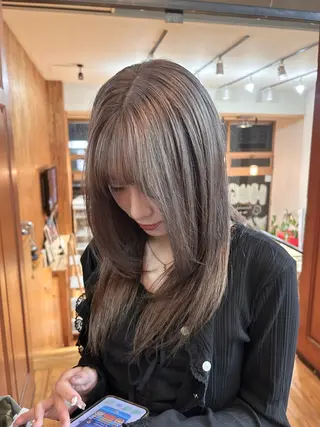 ロング カラー 金澤 希空のヘアスタイル