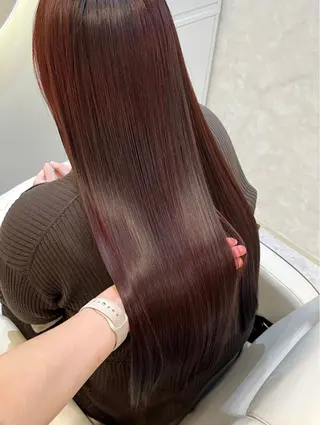 ロング カラー Sill所属・片岡 由依のヘアスタイル