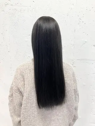 ロング カラー 透明感カラー🎀／ 寒色カラー／マツエクのヘアスタイル